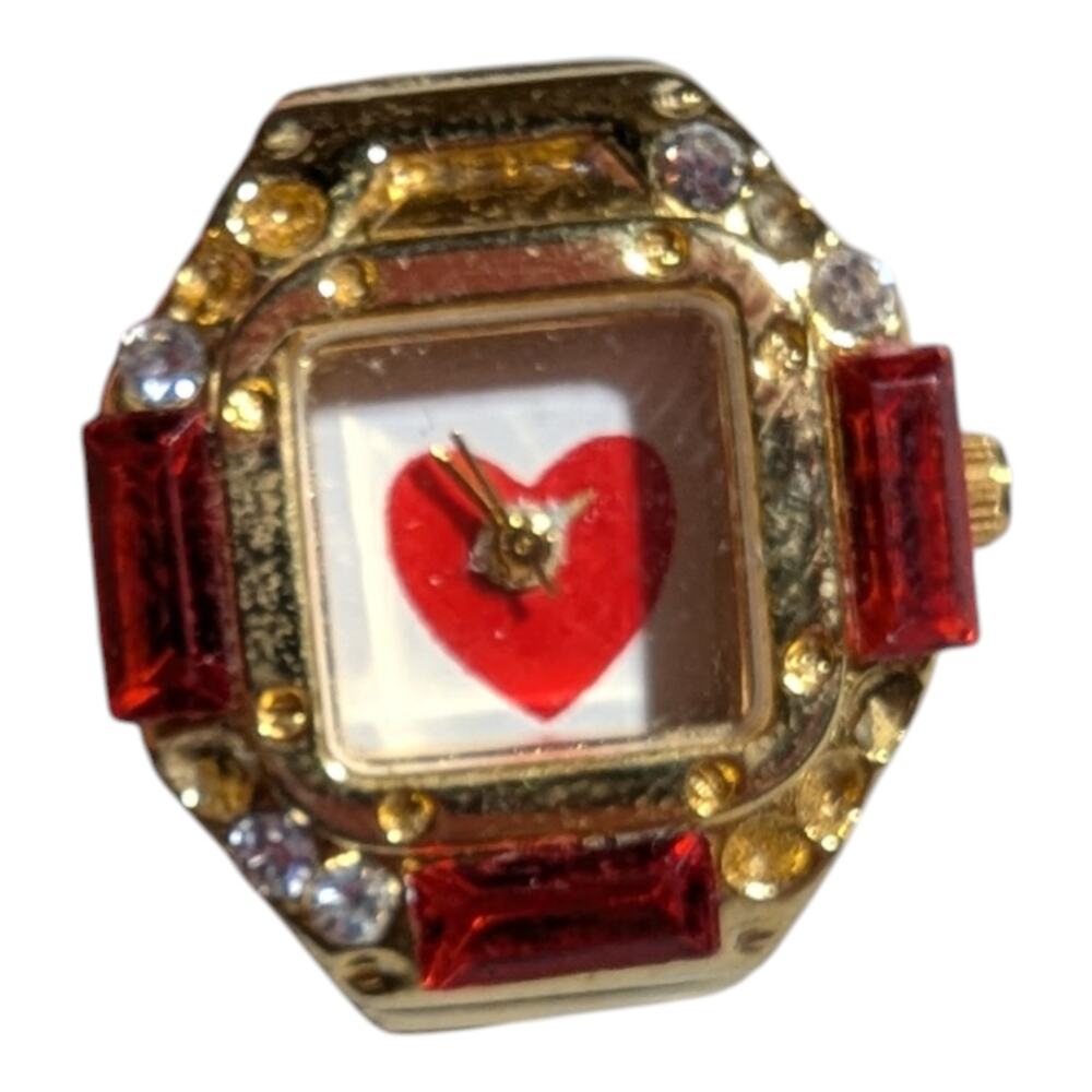 Vtg 1990s Gold Tone Heart Graphic Red Rhinestone Accent Quartz Ring Watch